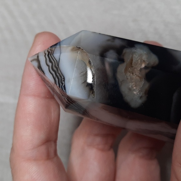 Sardonyx Tower - Picture 8 of 8